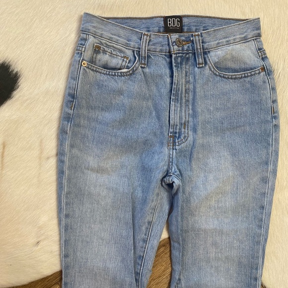 BDG Urban Outfitters light wash high rise jeans - Picture 3 of 7